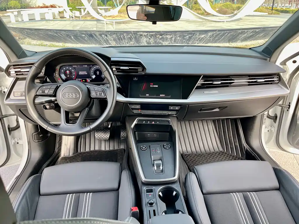 Audi A3 — фото 11