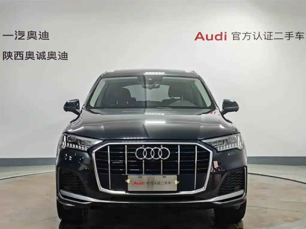 Audi Q7 — фото 2