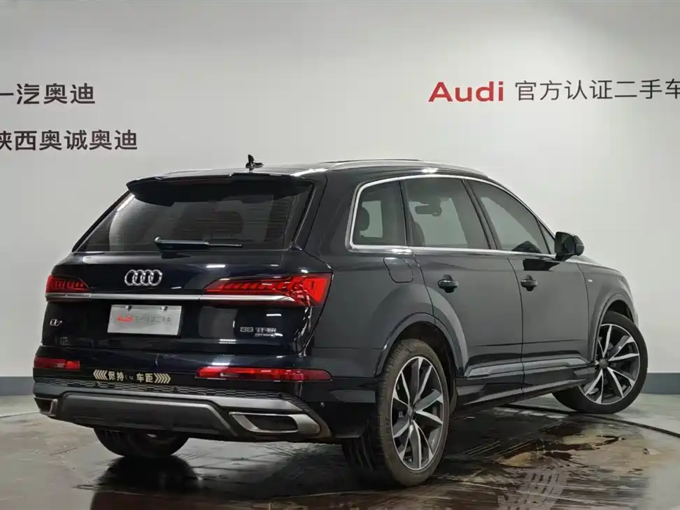 Audi Q7 — фото 4