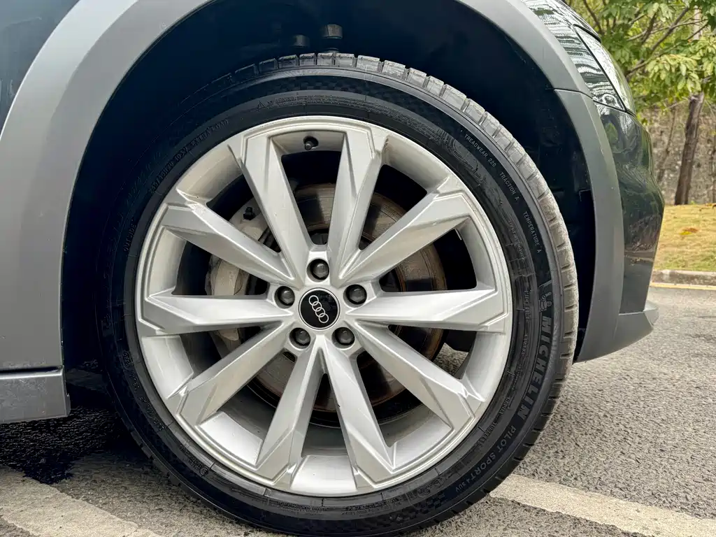 Audi A6 (Import) — фото 23