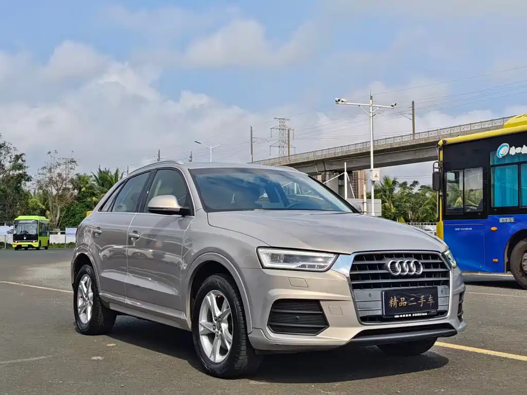Audi Q3 — фото 3