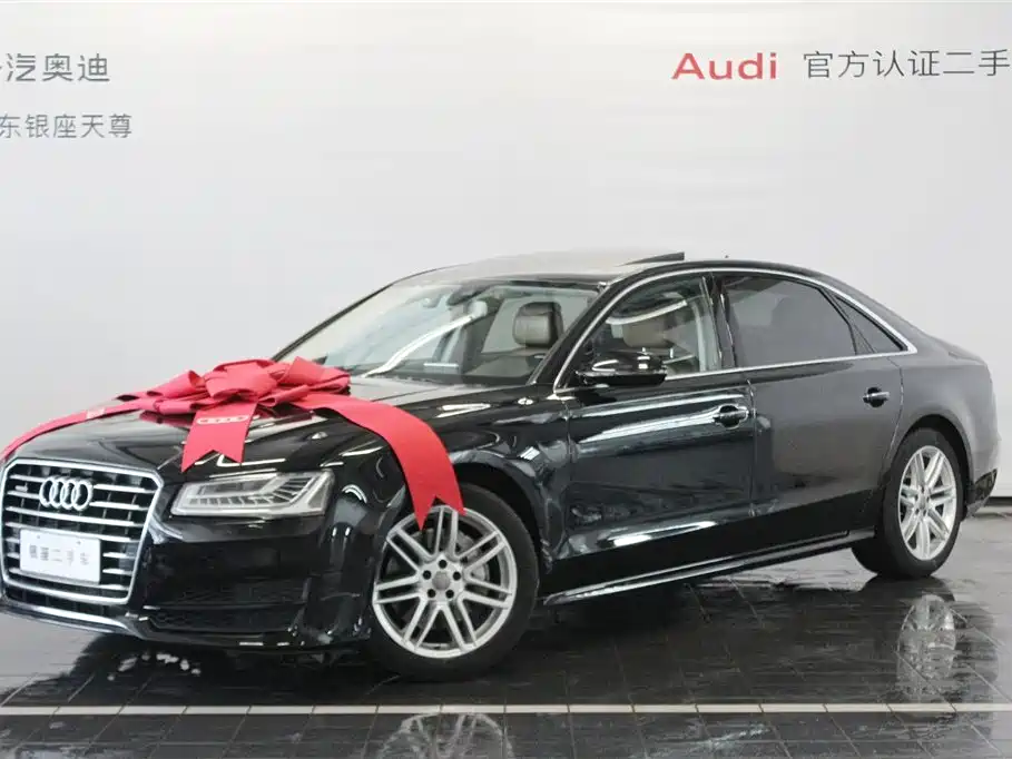 Audi A8 — фото 3