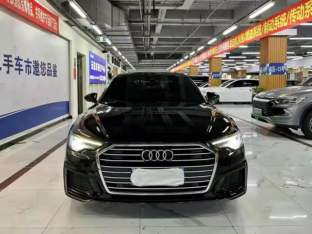 Audi A6L — фото 2