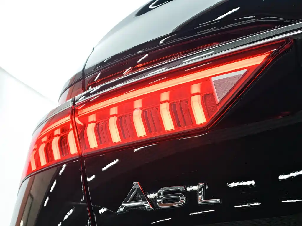 Audi A6L — фото 23