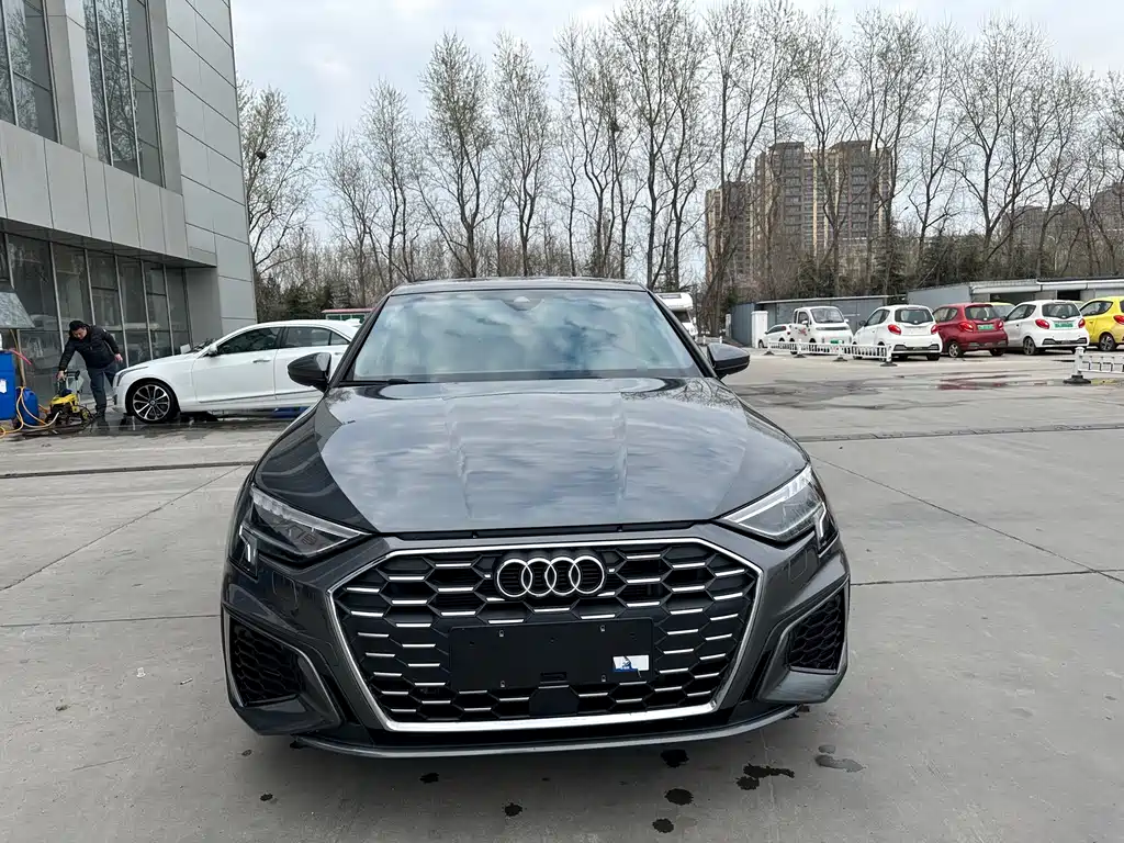 Audi A3 — фото 2