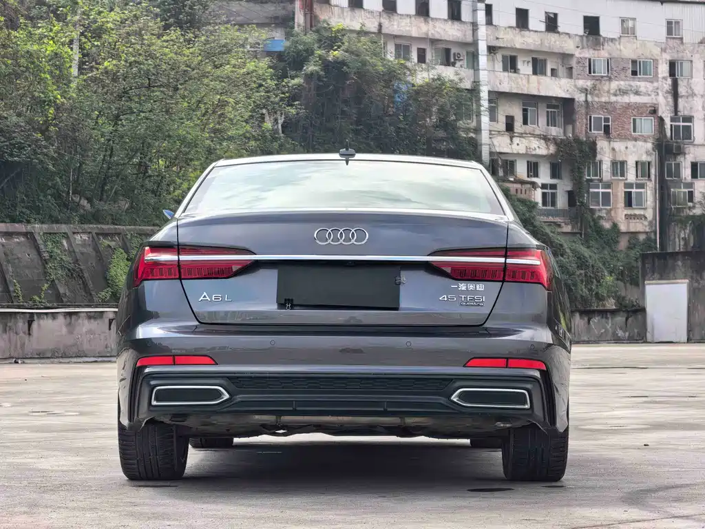 Audi A6L — фото 16