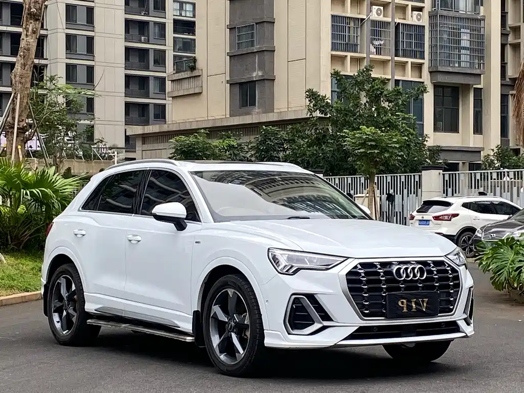 Audi Q3 — фото 3
