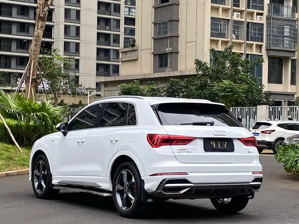 Audi Q3 — фото 7