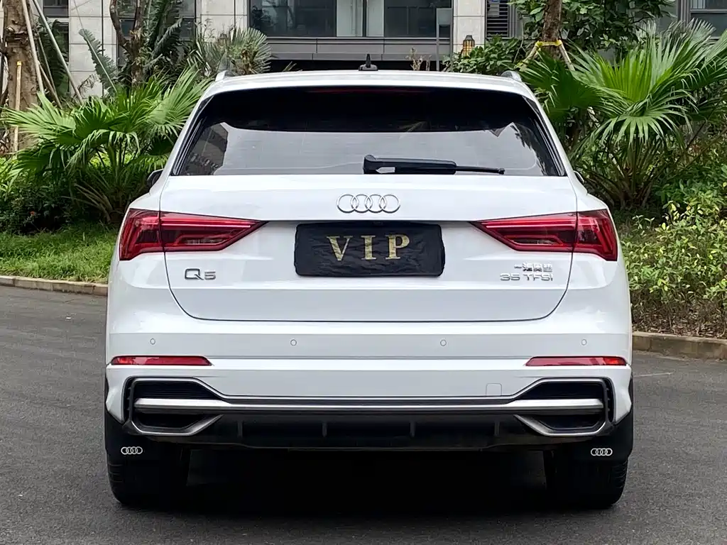 Audi Q3 — фото 8