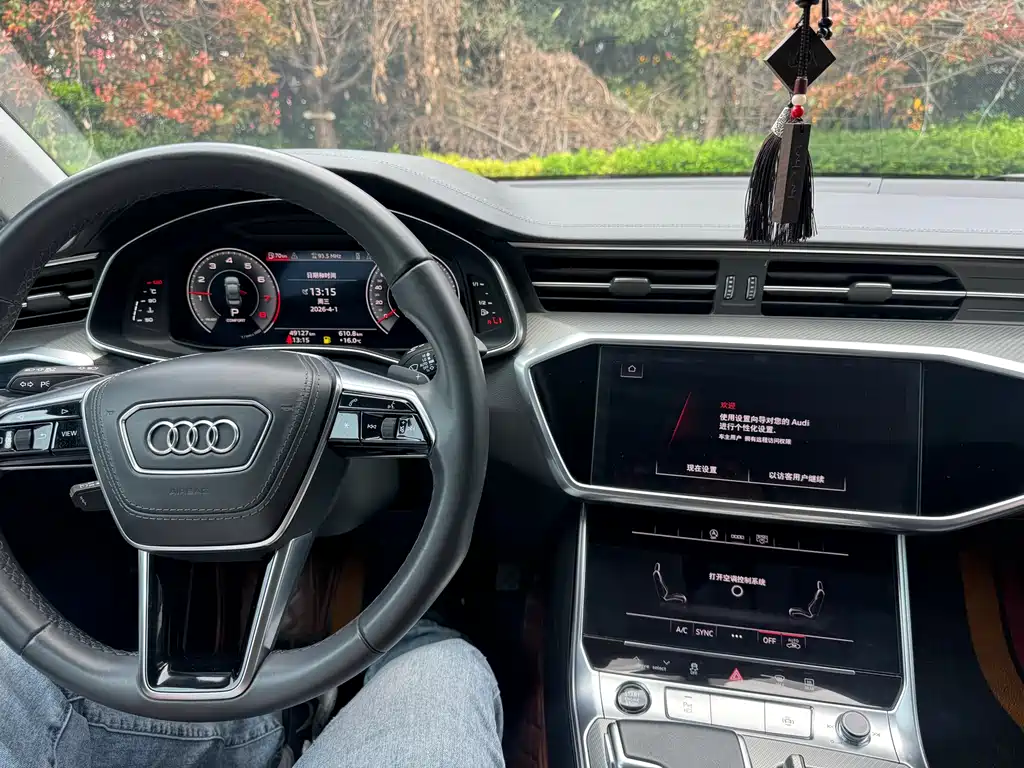 Audi A6L — фото 15