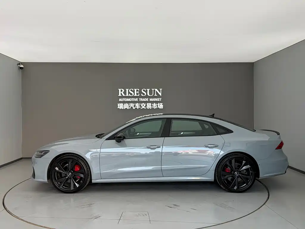 Audi A7L — фото 4