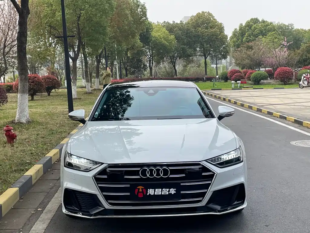 Audi A7 — фото 2