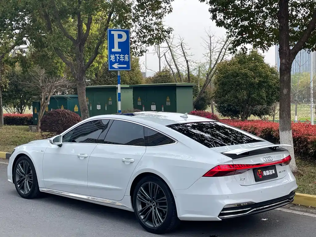 Audi A7 — фото 4