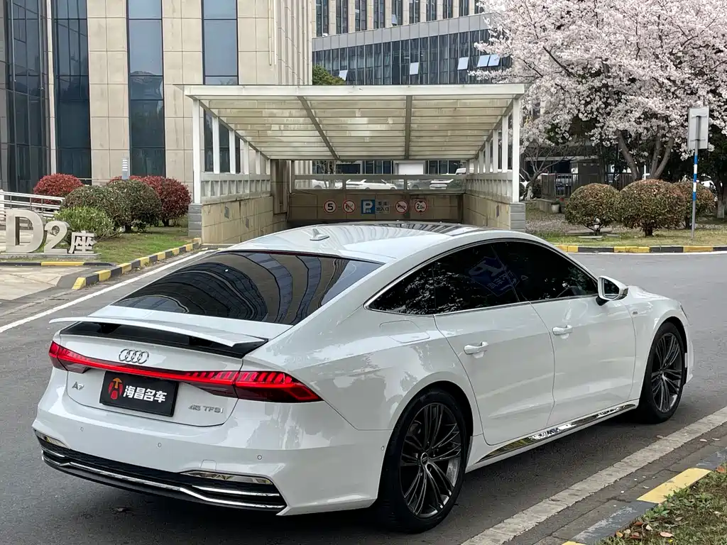 Audi A7 — фото 6