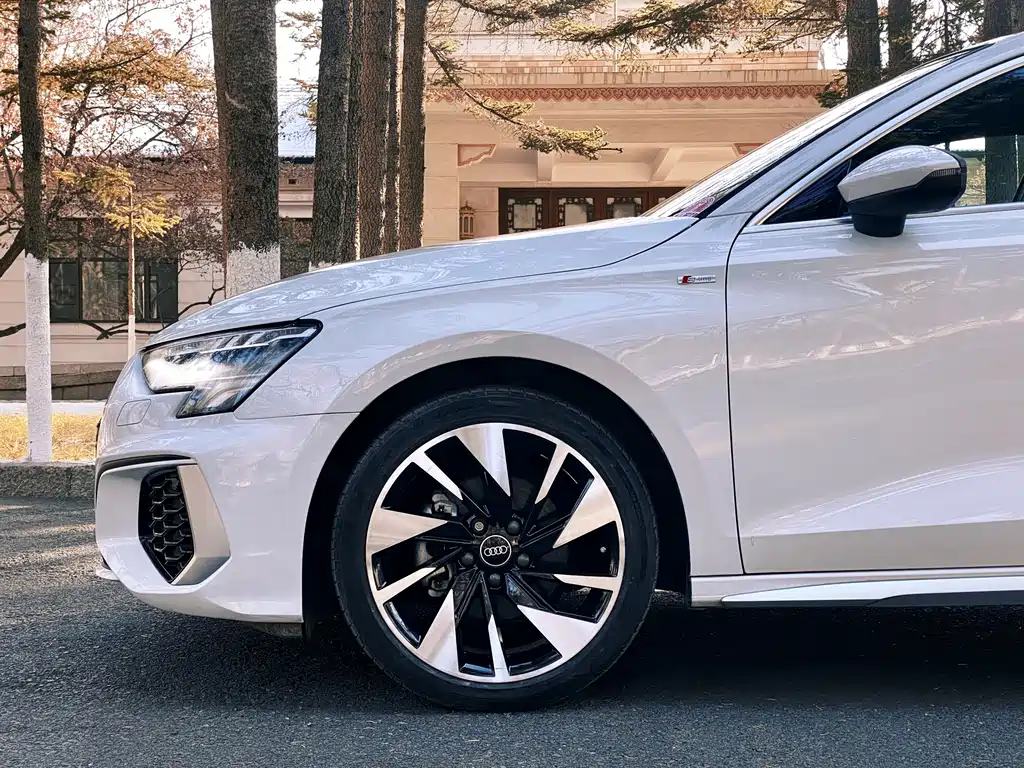 Audi A3 — фото 10