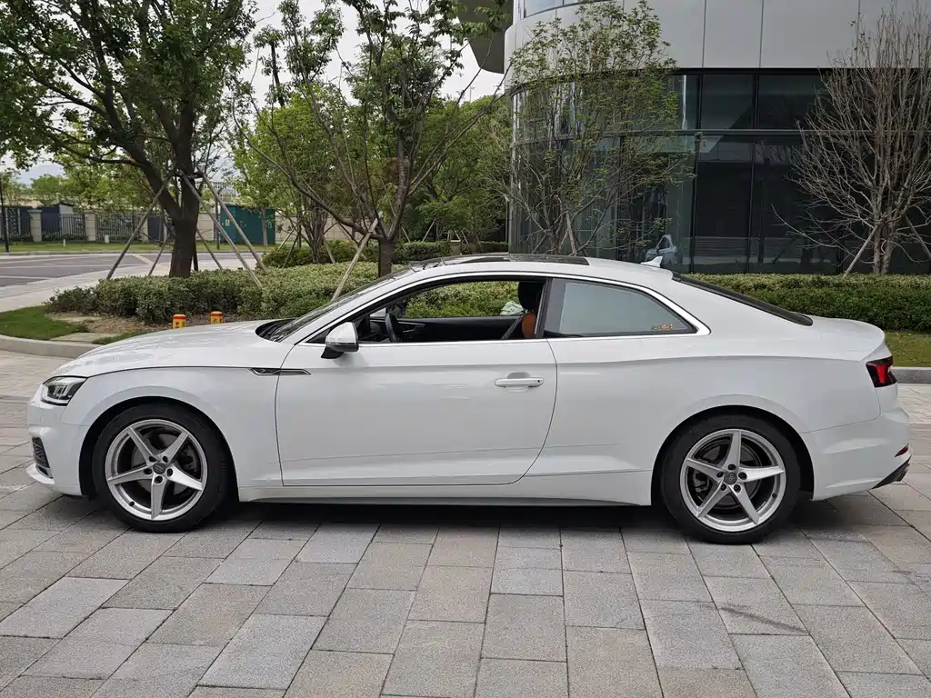 Audi A5 (Import) — фото 4