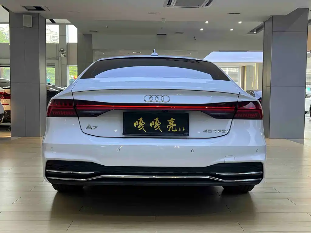 Audi A7 — фото 10