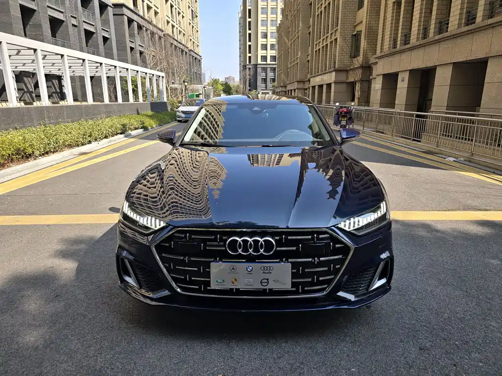 Audi A7L — фото 3