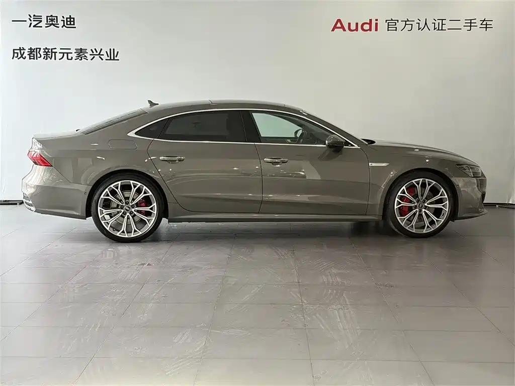 Audi A7L — фото 3