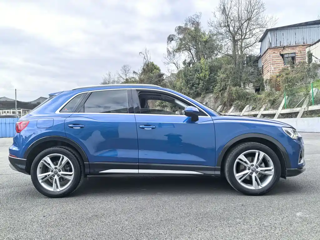 Audi Q3 — фото 4