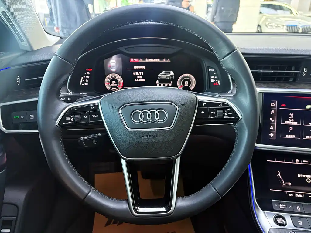 Audi A6L — фото 11