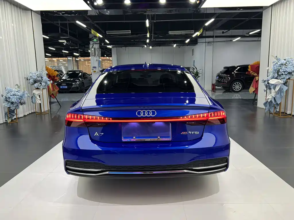 Audi A7 — фото 11