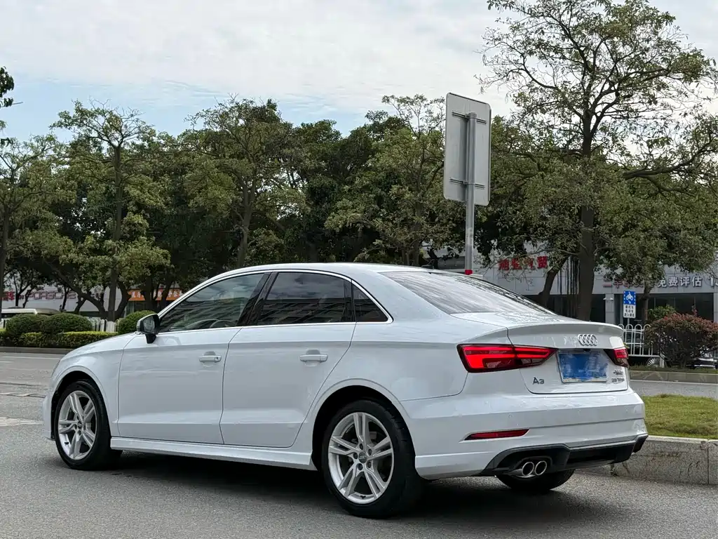 Audi A3 — фото 8
