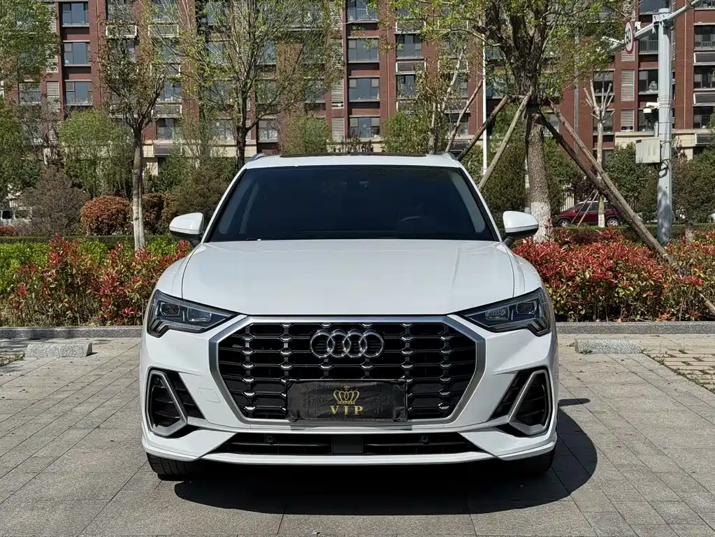 Audi Q3 — фото 2