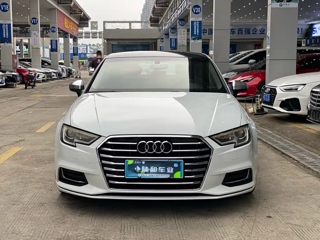 Audi A3 — фото 2