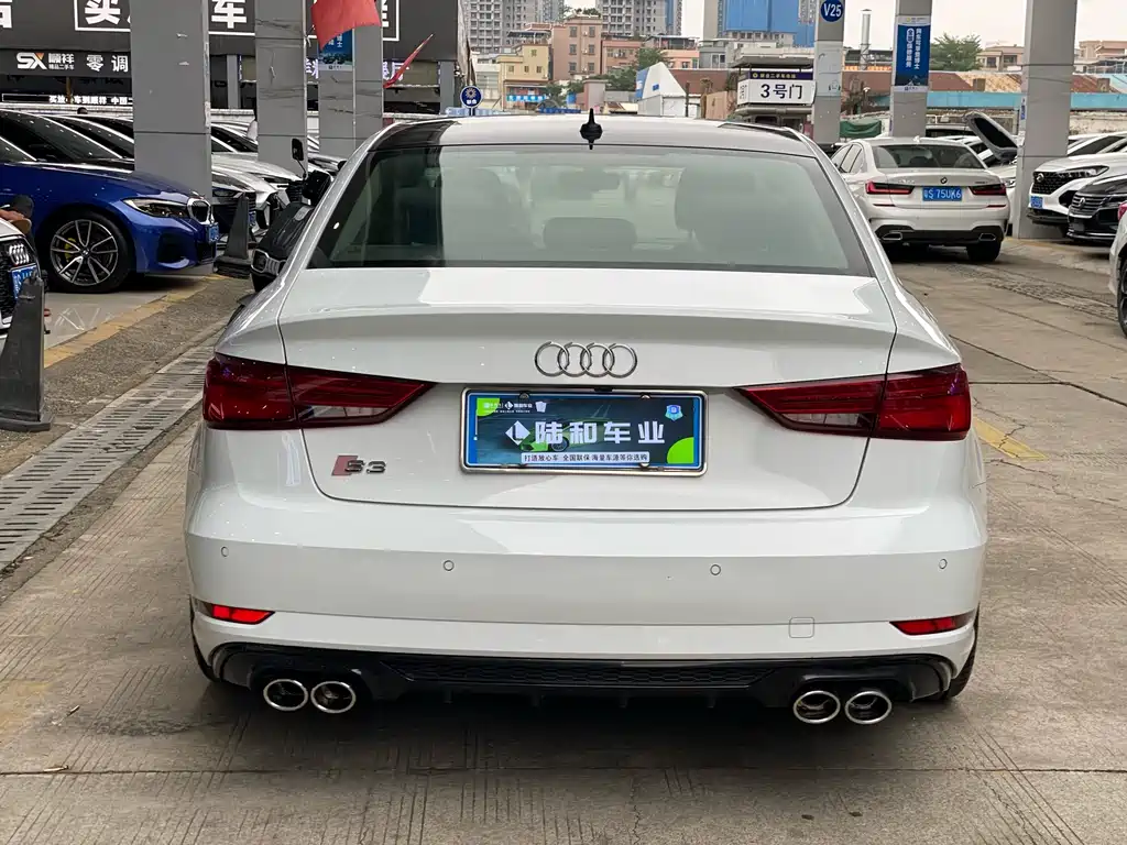 Audi A3 — фото 8