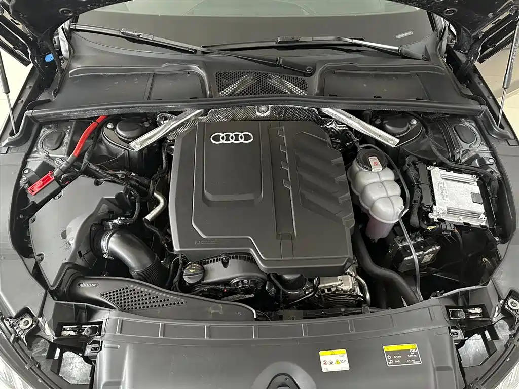 Audi A4L — фото 34