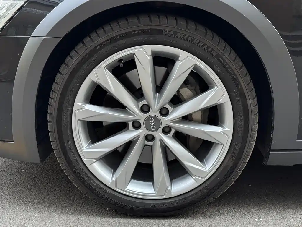 Audi A6 (Import) — фото 27