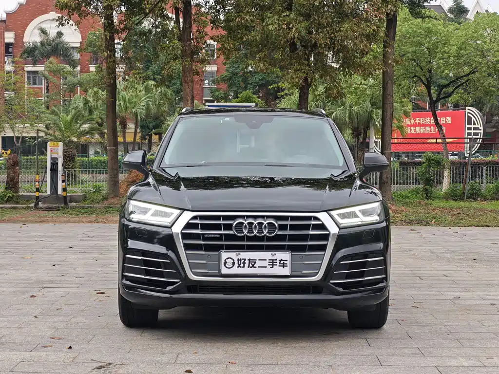 Audi Q5L — фото 2