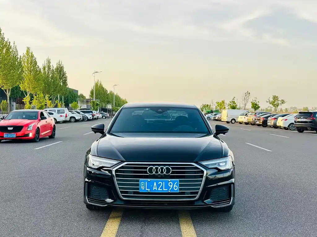 Audi A6L — фото 2