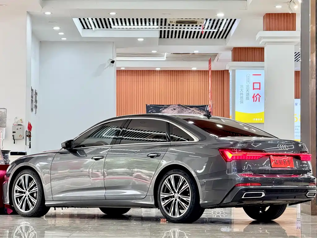 Audi A6L — фото 5