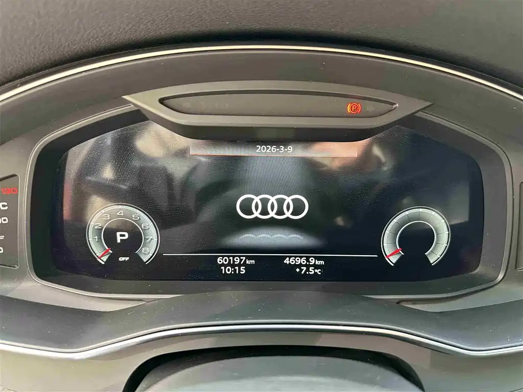 Audi A6L — фото 11