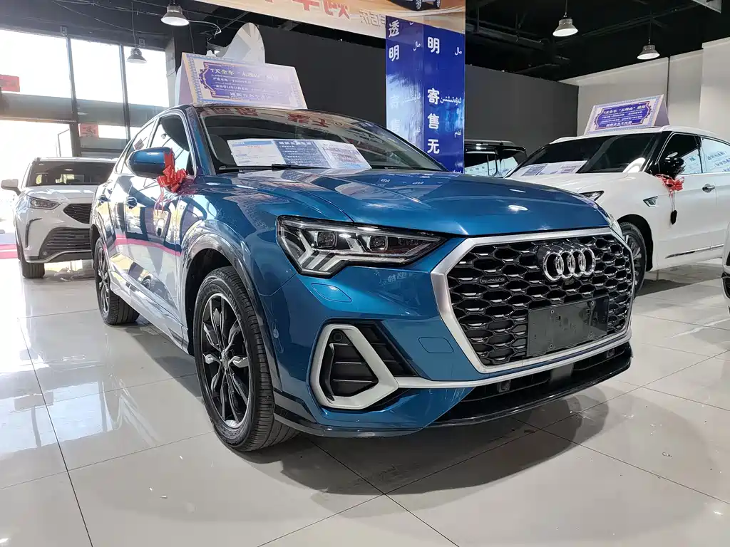 Audi Q3 Sportback — фото 3