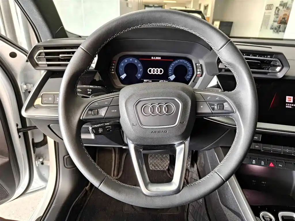 Audi A3 — фото 9