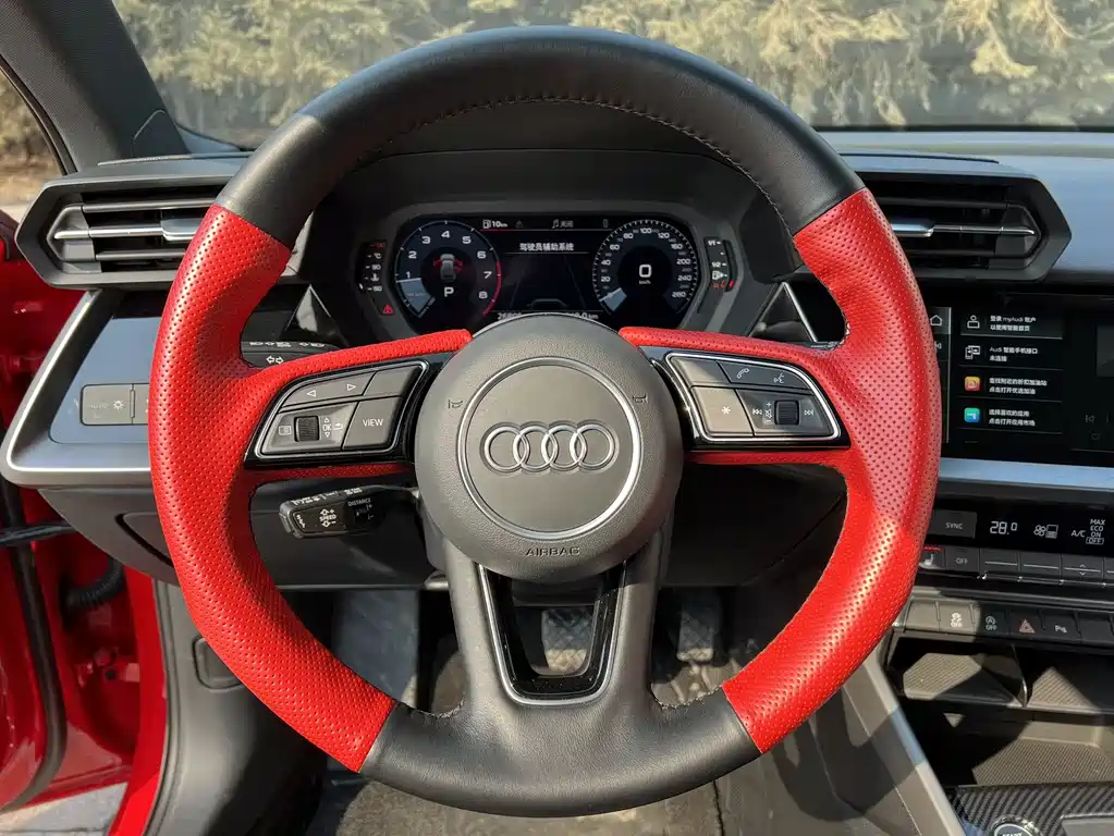 Audi A3 — фото 21