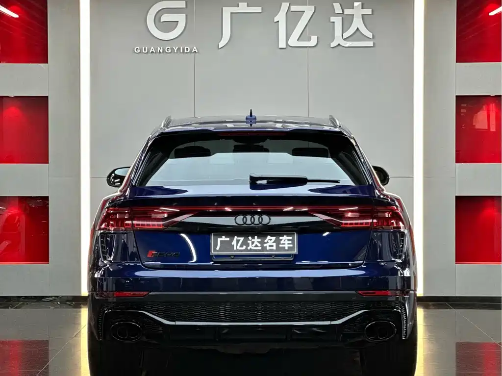 Audi RS Q8 — фото 24