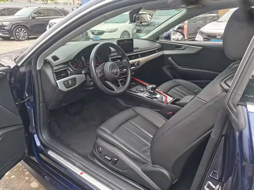 Audi A5 (Import) — фото 2