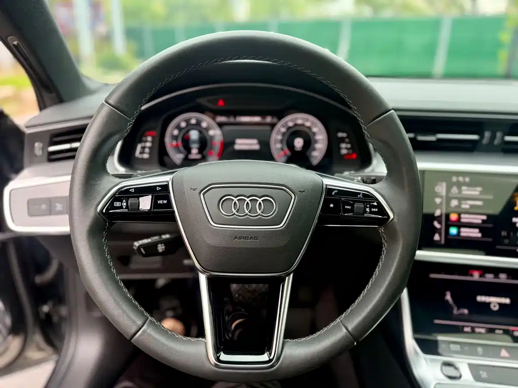 Audi A6L — фото 7