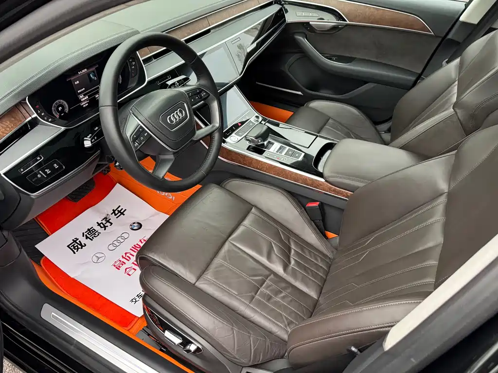 Audi A8 — фото 11