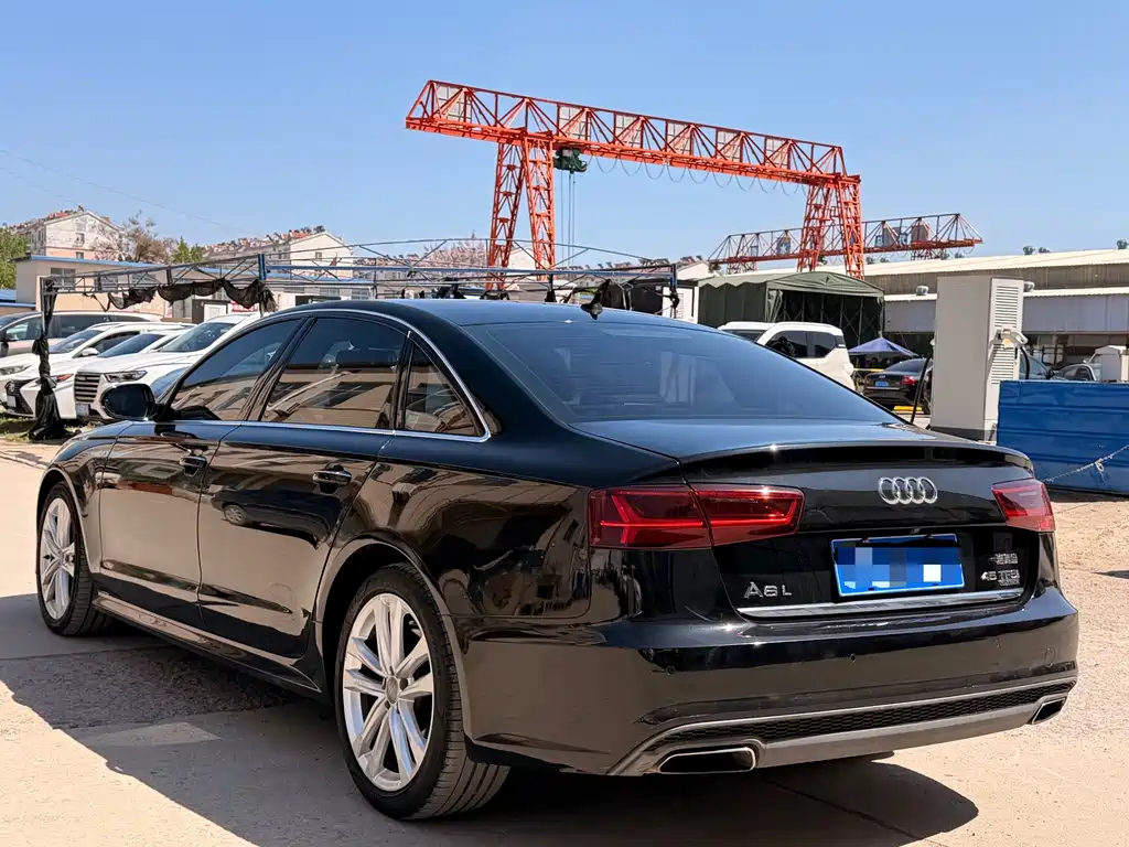 Audi A6L — фото 4