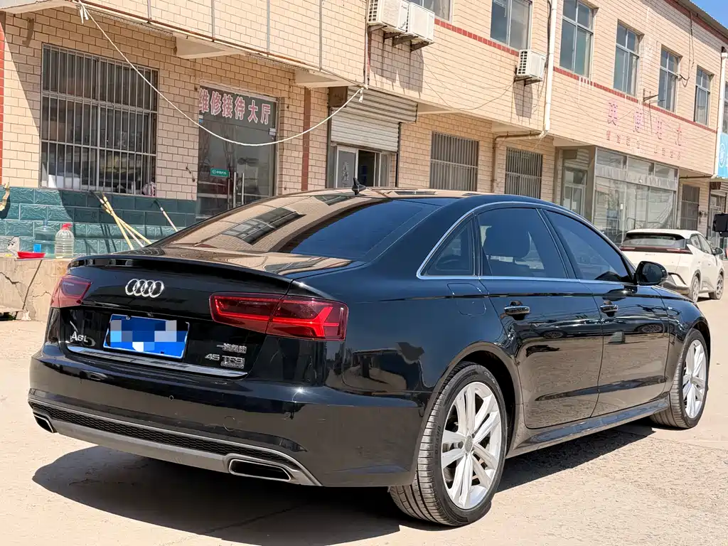 Audi A6L — фото 6