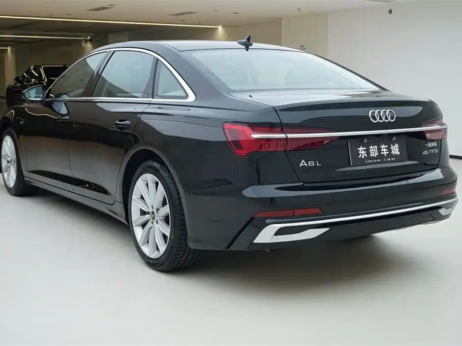 Audi A6L — фото 5