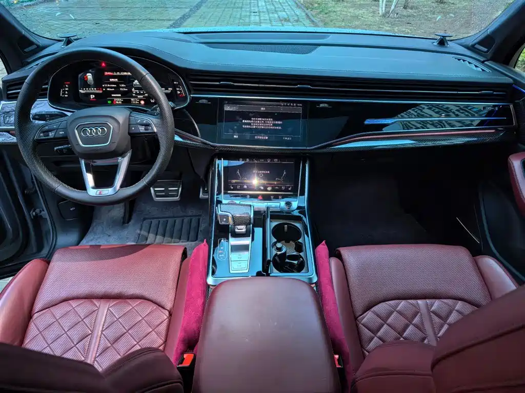 Audi SQ7 — фото 10