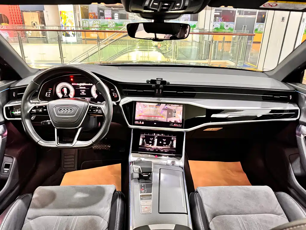 Audi A6L — фото 16
