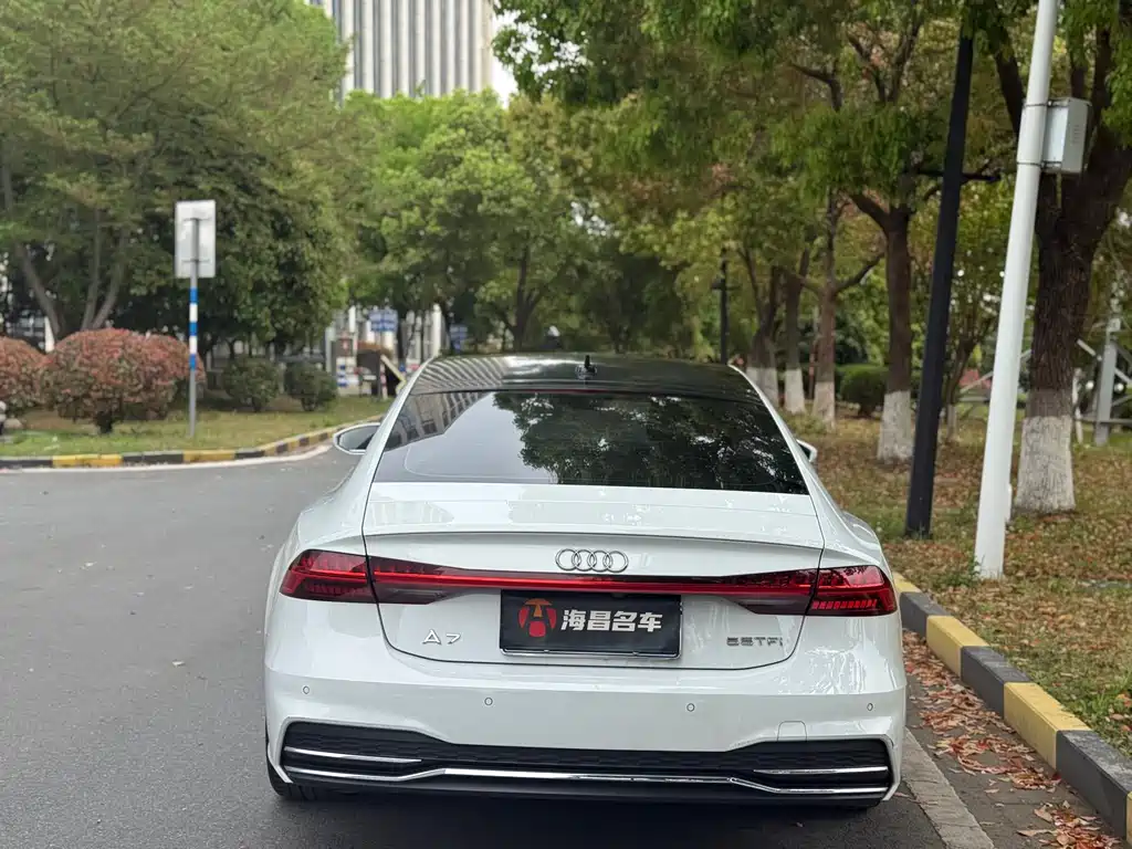 Audi A7 — фото 5