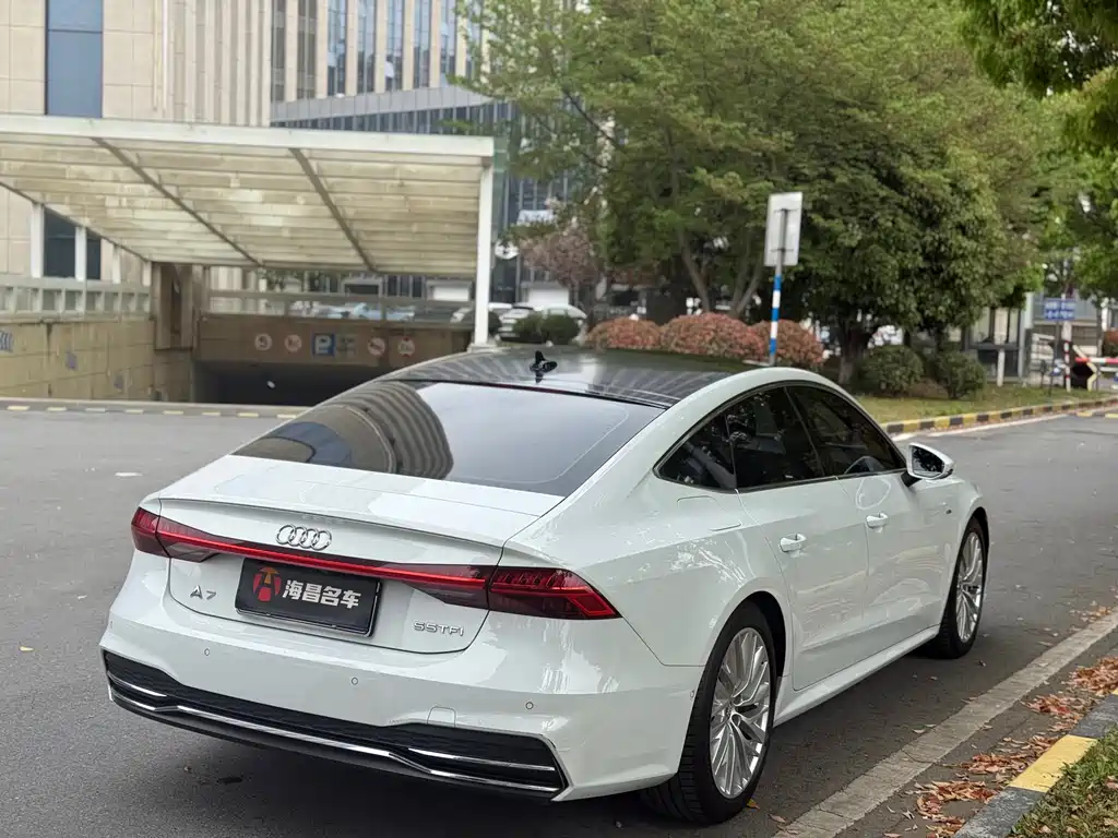 Audi A7 — фото 6